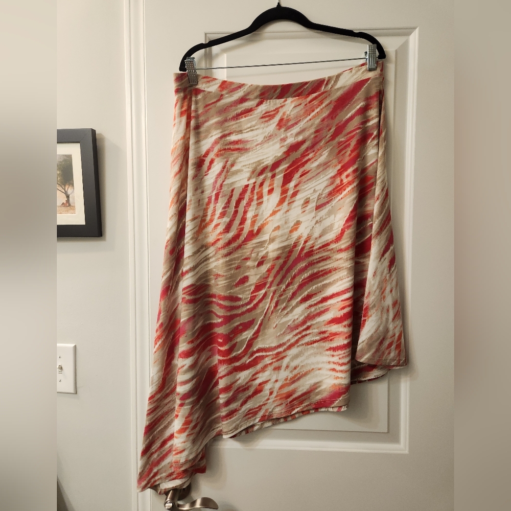 Chico's Coral and Cream Abstract Skirt